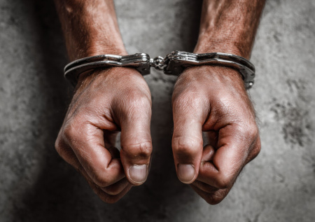 Вооруженный Джокер гулял у гольф-поля Трампа в Лос-Анджелесе