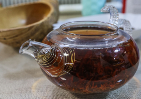 Терапевт предупредил, какой чай может спровоцировать развитие рака