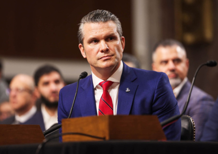 Демократы готовят импичмент главе Пентагона