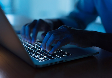 Сталкер из «Дайвинчика»: одноногий сумасшедший год отравляет жизнь девушке