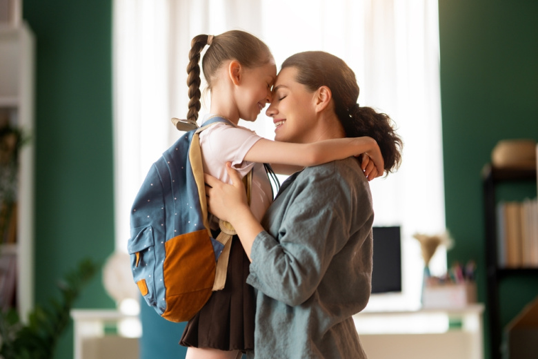 25 апреля — День дочери: история праздника и идеи для поздравлений