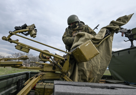 Налет на Туапсе, гибель девочки, боевики в Крыму: ВСУ атакуют РФ 16 апреля