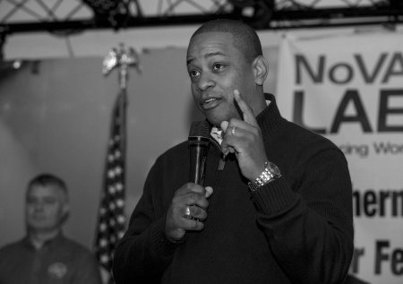 В США обнаружили мертвыми бывшего вице-губернатора Вирджинии и его жену