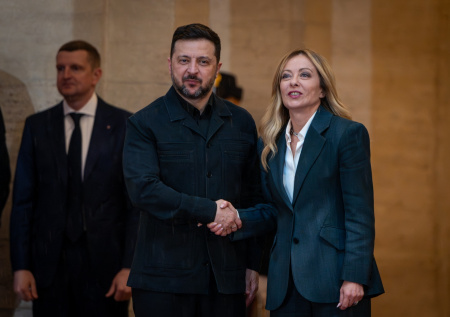 Мадьяр соревнуется с Зеленским за деньги Европы