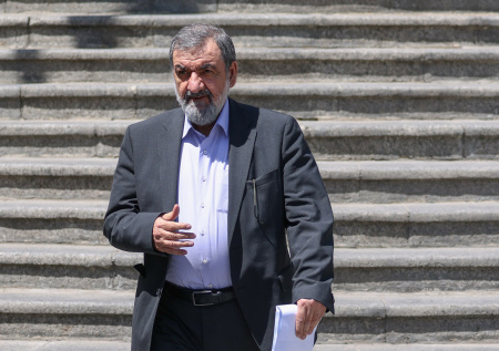 «Никто не сможет уйти от нас»: Иран пригрозил потопить все корабли США