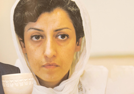 Нобелевский лауреат из Ирана оказалась в критическом состоянии