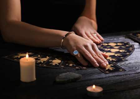 «Смехотворно»: экс-нардеп об увлечениях украинской власти черной магией