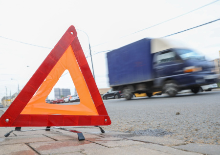 Массовая авария с участием грузовика произошла в Мурманске