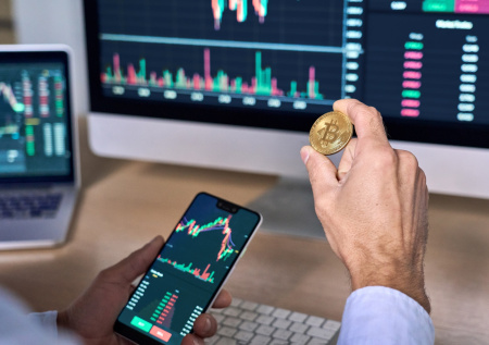 Юрист назвал нюанс нового закона об обороте криптовалюты