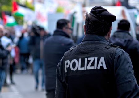 Стала известна судьба заложников в захваченном банке в Неаполе