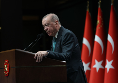 Эрдоган заявил, что верит в мирное урегулирование на Украине