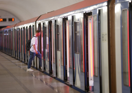 Для вагонов Московского метрополитена разработают новый дизайн