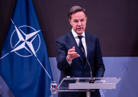 Раскрыто, почему Рютте и фон дер Ляйен не пригласили на встречу по Ормузу