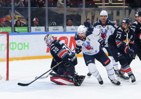 «Металлург» в овертайме вырвал победу и вышел в полуфинал Кубка Гагарина