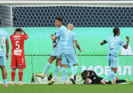 «Зенит» оштрафовали на 300 тыс. рублей по итогам матча со «Спартаком» в КР