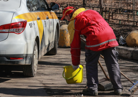 В Екатеринбурге чиновникам пригрозили лишением авто ради уборки города