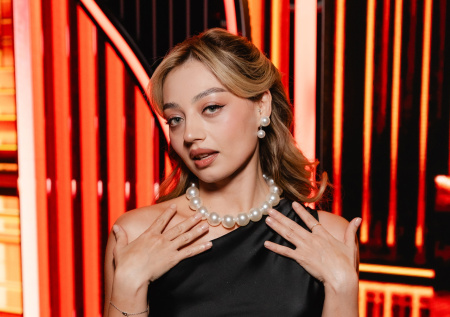 «Пишем шутки без выходных»: Дзерасса Алборова о КВН, Маслякове и Кравец