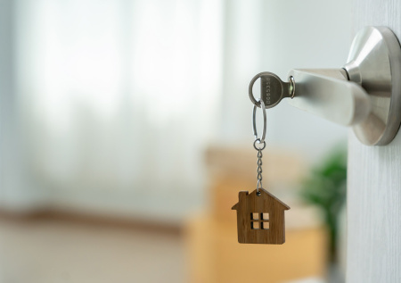 Лишившимся домов в Туапсе предоставили маневренное жилье