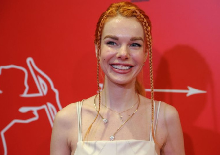 Раскритиковала российское кино и эмигрировала: как живет Анна Старшенбаум