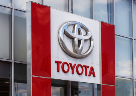 Toyota и Mitsubishi зарегистрировали товарные знаки в России