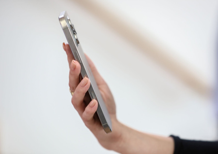 iPhone россиян массово превратились в «кирпичи»