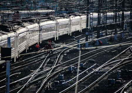 На Украине столкнулись тепловоз и пассажирский поезд