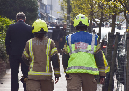 В Лондоне неизвестный пришел в еврейский фонд с «коктейлями Молотова»