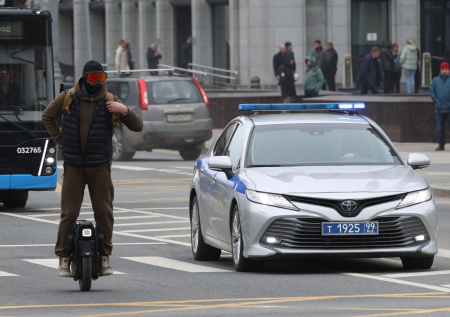 «У Минтранса есть поручение»: в Совфеде анонсировали изменение ПДД