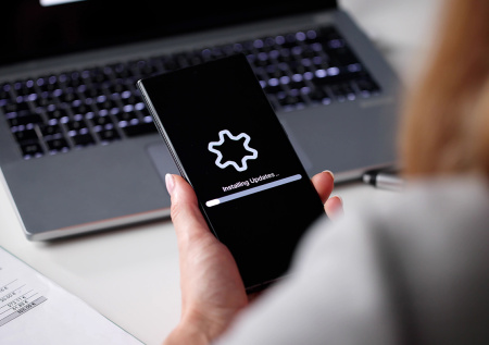 Россиянам раскрыли, как не заразить телефон вредоносным ПО