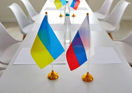 Одна страна выразила желание принять переговоры Украины и России