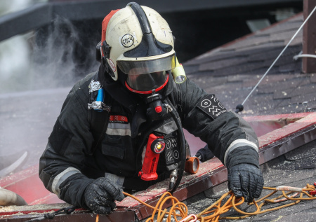 Возгорание на морском терминале в Туапсе после удара БПЛА удалось погасить