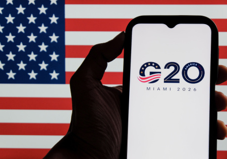 Раскрыто, что сподвигло США продлить лицензию на поставки российской нефти