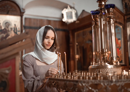 Можно ли молиться за некрещеных, самоубийц, преступников? Ответ священников