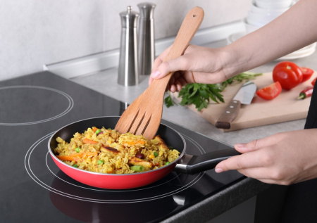 Инженер объяснил, когда пора менять электрическую плиту