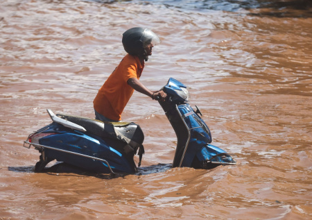 В столице одной страны ввели режим ЧС из-за угрозы наводнения