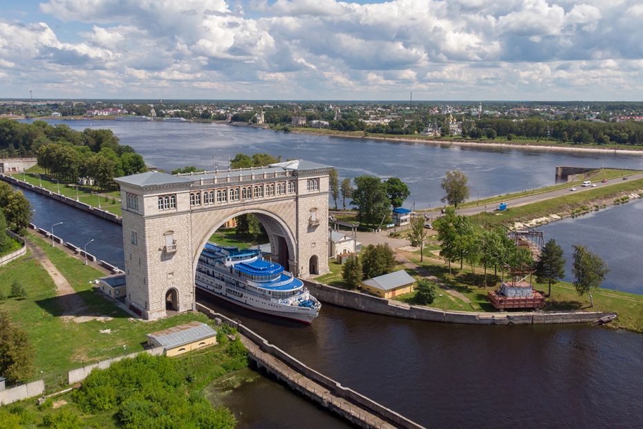 Шлюз Угличской ГЭС