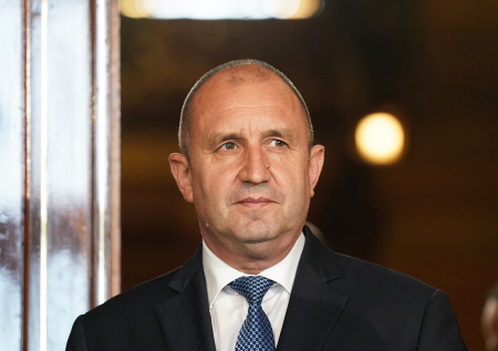 Победа Радева в Болгарии напугала Запад