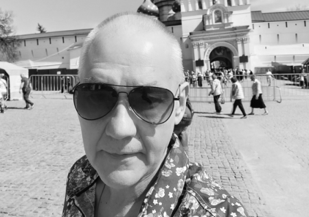 Скончался самый известный пародист Пугачевой