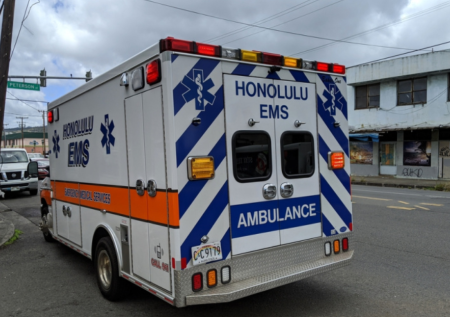 Легкомоторный самолет рухнул во двор одного из домов Флориды