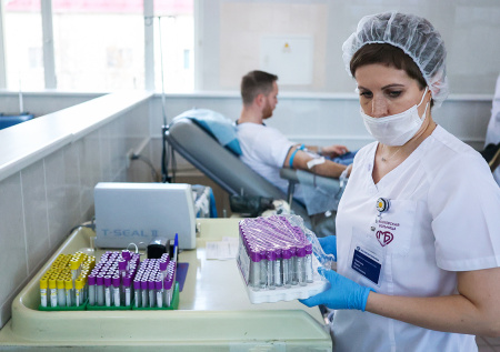 В России зафиксировали рост числа доноров крови