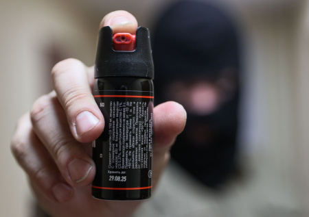 Сотрудники ТЦК газом ослепили мужчину и запихали в микроавтобус