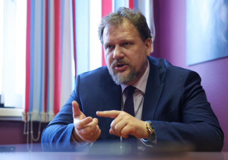 Писатель Юрий Кот объяснил, почему Сердючка не пойдет сражаться за Украину