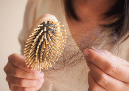 На Тайване создали сыворотку от облысения с кофеином