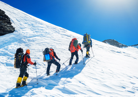 Раскрыты личности погибших в горах Бурятии альпинистов