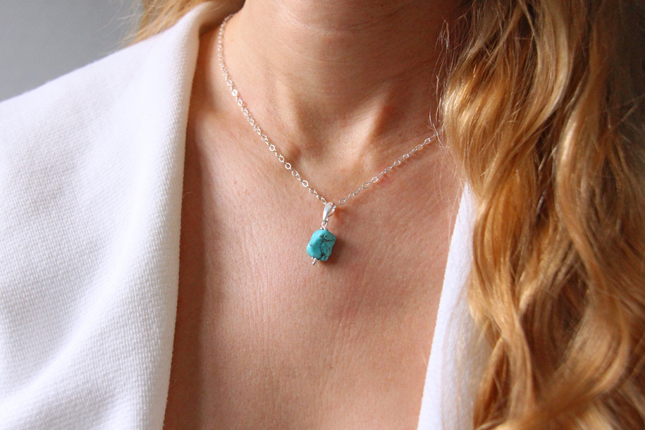 Кому подходит бирюза по знаку зодиака