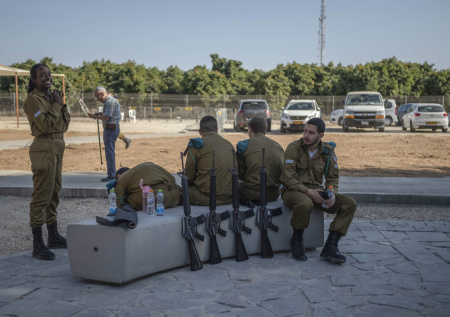 ЦАХАЛ признал, что военный разбил статую Христа в Ливане