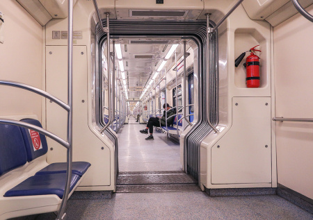 Момент аварии в московском метро попал на видео