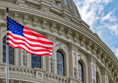 Ключевые чиновники США экстренно прибыли в Белый дом