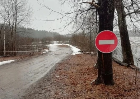 Паводковые воды повредили укрепления у Шуховской башни на Оке