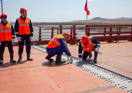 Автомобильный мост связал Россию с одной страной